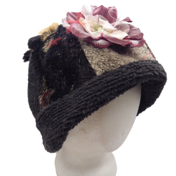 Lee Andersen Artsy Knit Hat & Fingerless Gloves main image 6